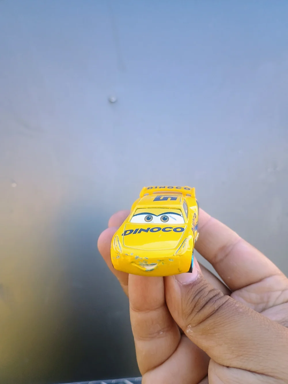 DISNEY PIXAR CARS 3 DINOCO CRUZ RAMIREZ 51 CAR